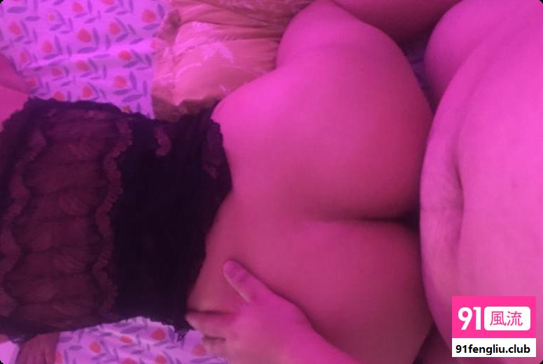 肥臀大屁股少妇